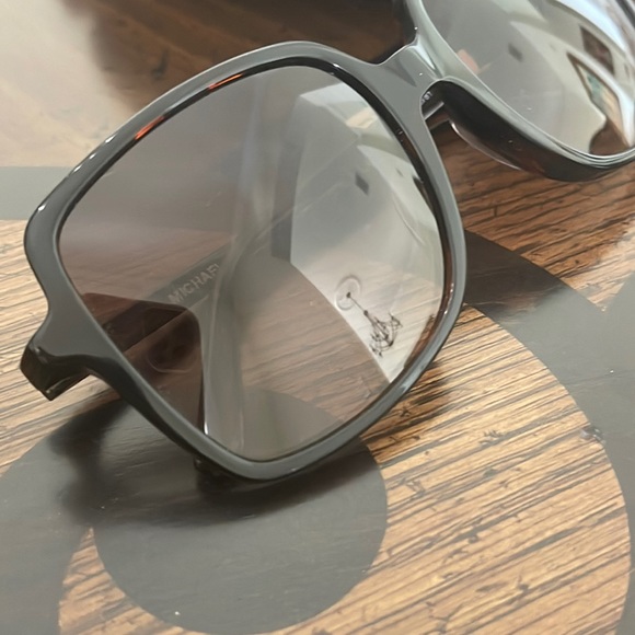 Brand New Michael Kors OMK2098U 378113 56/17 , TRT Gry GRD - Picture 3 of 9